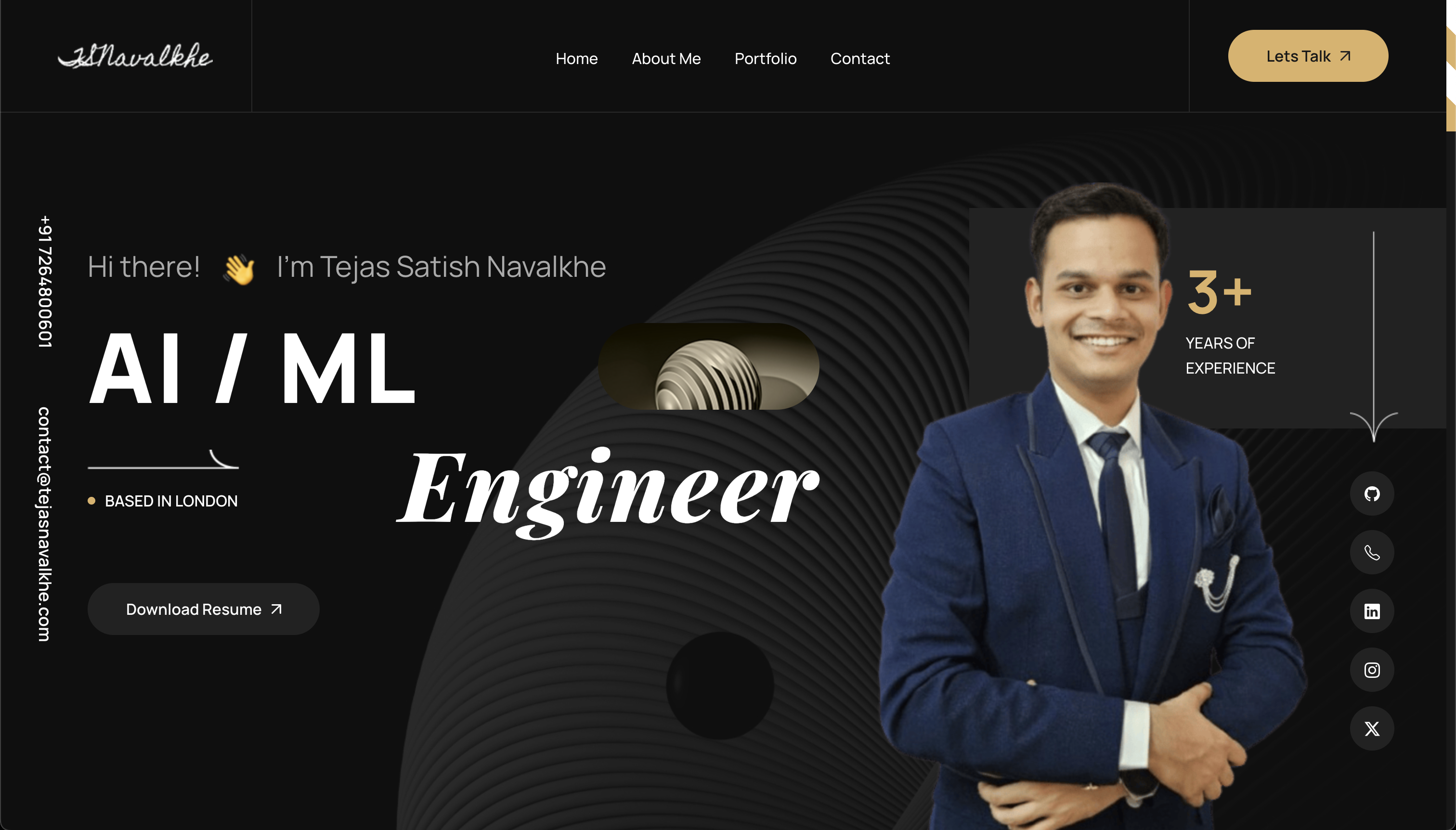 Screenshot of Tejas Navalkhe's personal portfolio website homepage